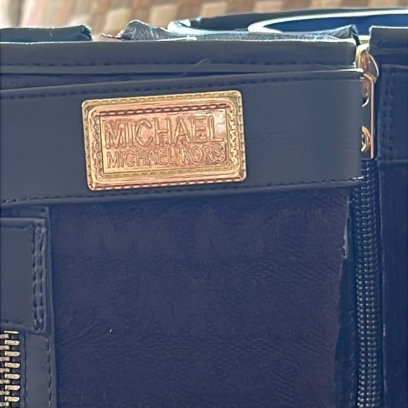 Brand New Michael Kors Girls Dark Brown Zip Up Tall Boots w/ Gold Tone Accents - Picture 9 of 16